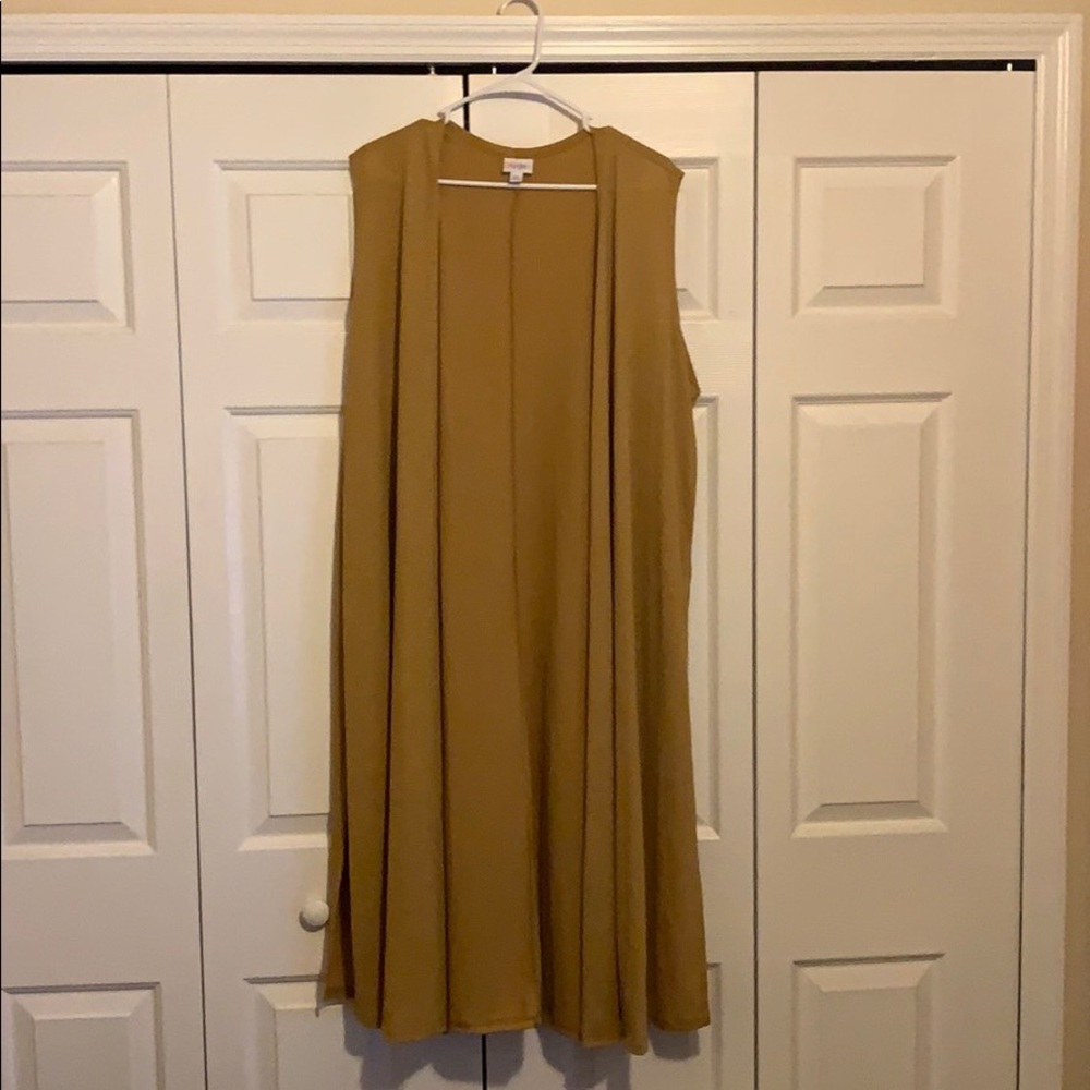 ••• LuLaRoe Joy XL •••